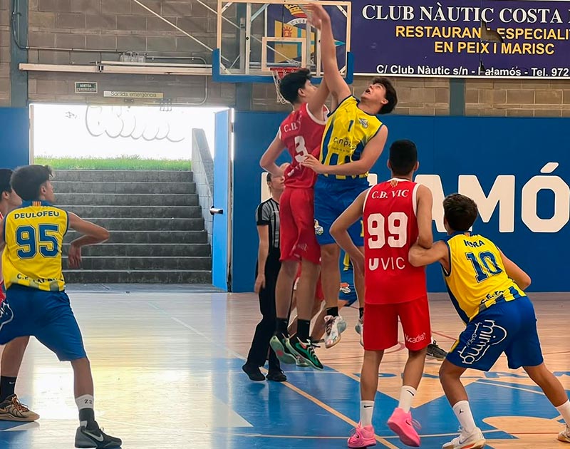 Un partit d'aquesta temporada del júnior de primer any del Club Esportiu Palamós. (Foto: CE Palamós).