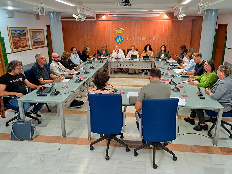 Imatge del Ple de l'Ajuntament de Palamós celebrat ahir. (Foto: Ajuntament de Palamós).