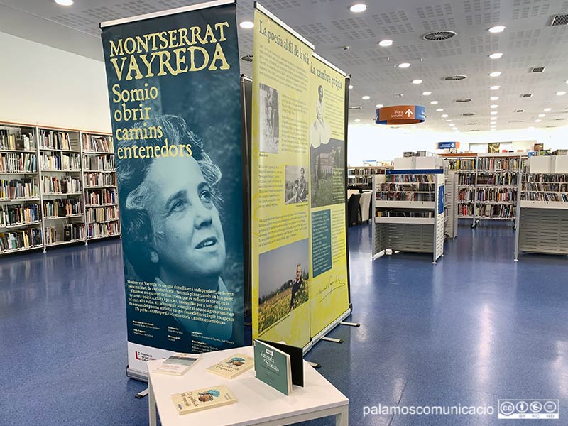 A banda de la sessió d'avui del Club de Poesia, l'exposició dedicada a Montserrat Vayreda es pot visitar fins al 30 de novembre.