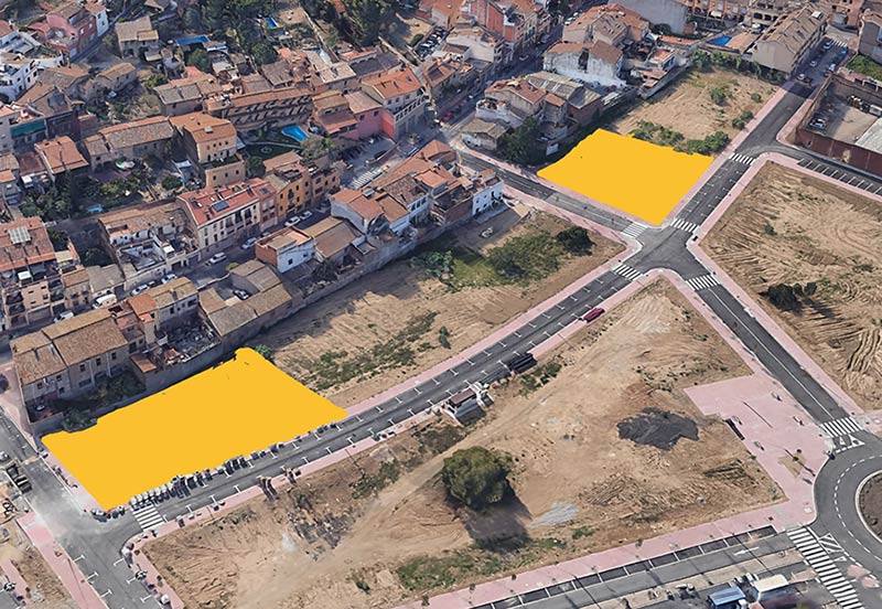 Delimitat de color groc, els solars del carrer de Núria on es faran les promocions d'habitatge de lloguer de promoció pública. (Foto: Google Earth).