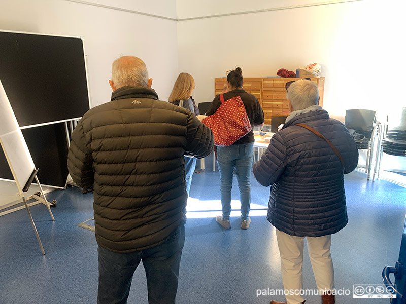 Des de les 11 del matí ja es pot votar de forma anticipada a la Biblioteca de Palamós.