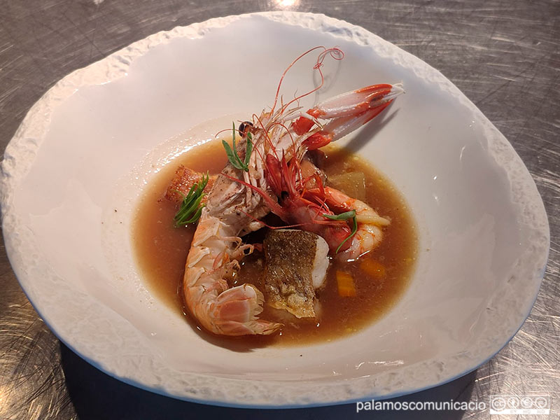 Un plat d'escudella de Palamós.