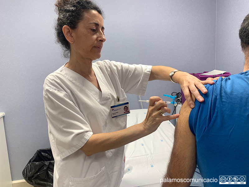 La vacuna de la grip és la millor manera per evitar complicacions greus de salut i hospitalitzacions.