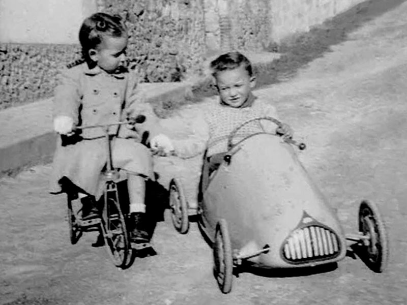 El castell de Calonge acull dues exposicions sobre joguines antigues. (Foto: Ajuntament de Calonge i Sant Antoni).