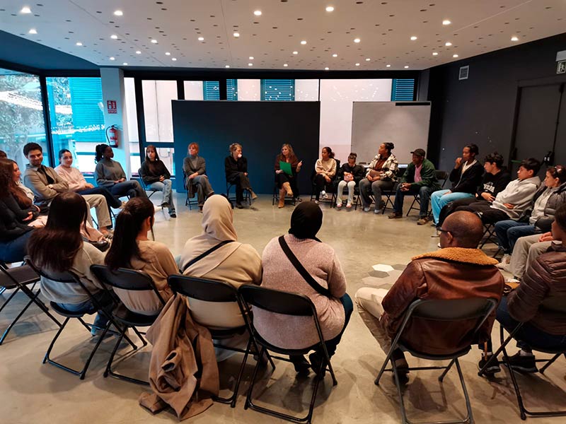 Acte de presentació de la nova edició del projecte Rossinyol a Palamós. (Foto: Ajuntament de Palamós).