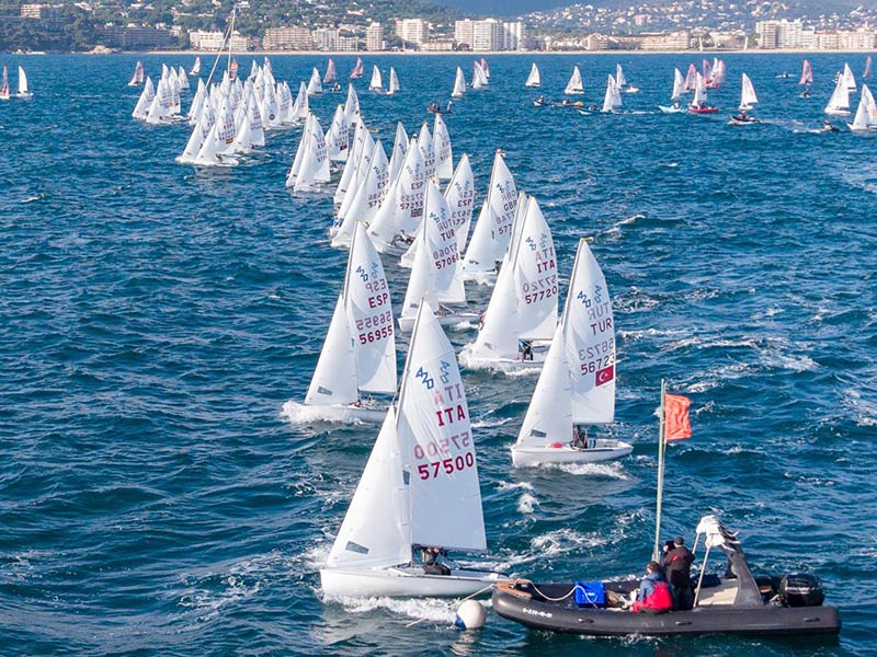 La Christmas Race arribarà l'any vinent a la 50a edició. (Foto: Club Nàutic Costa Brava - Vela Palamós - Tarveo).
