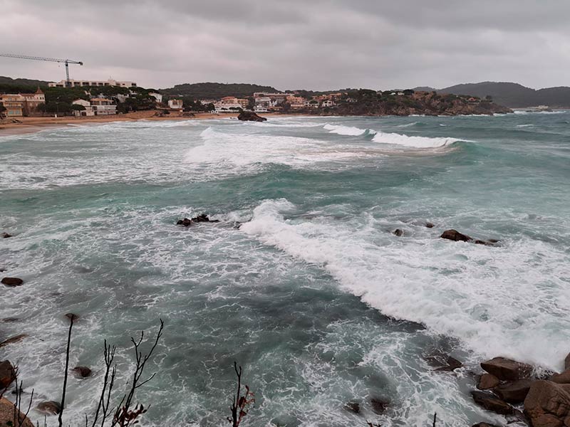 La platja de la Fosca, ahir a primera hora de la tarda. (Foto: Ajuntament de Palamós).