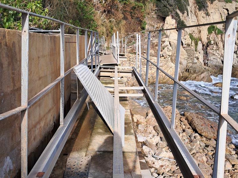 Està tancat el tram de Ses Torretes fins a la cala Cap Roig. (Foto: Ajuntament de Calonge i Sant Antoni).