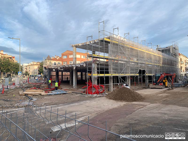 Estat de les obres al Mercat Municipal de Palamós, aquest matí.