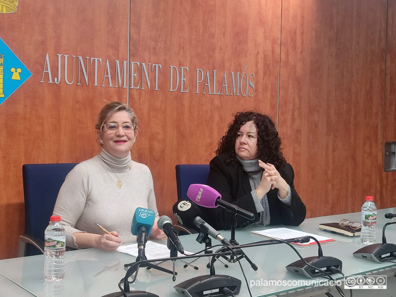L'alcaldessa Maria Puig i la vicealcaldessa Raquel Gallego, han passat revista a l'acció de govern aquest matí a l'Ajuntament.