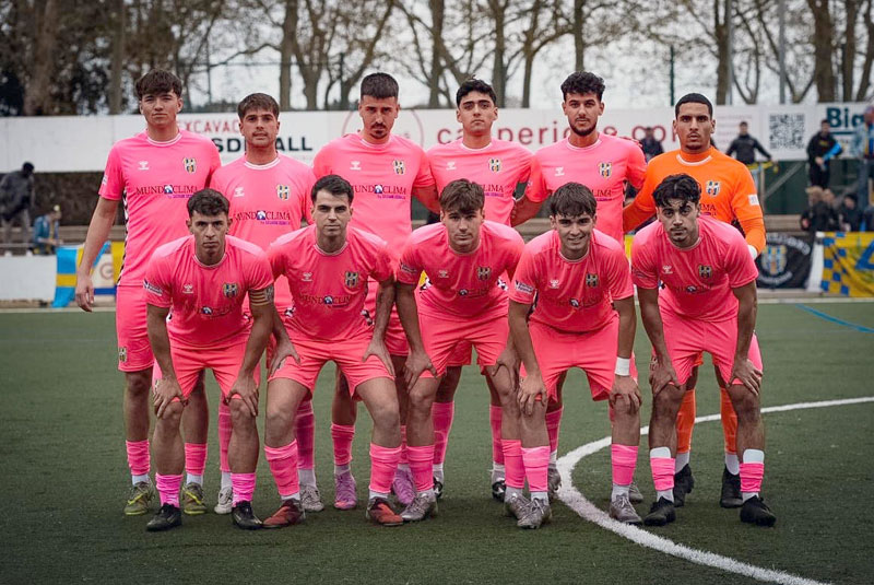 Onze inicial del Palamós en el partit disputat avui davant el Banyoles. (Foto: Palamós CF - Laura Heras).