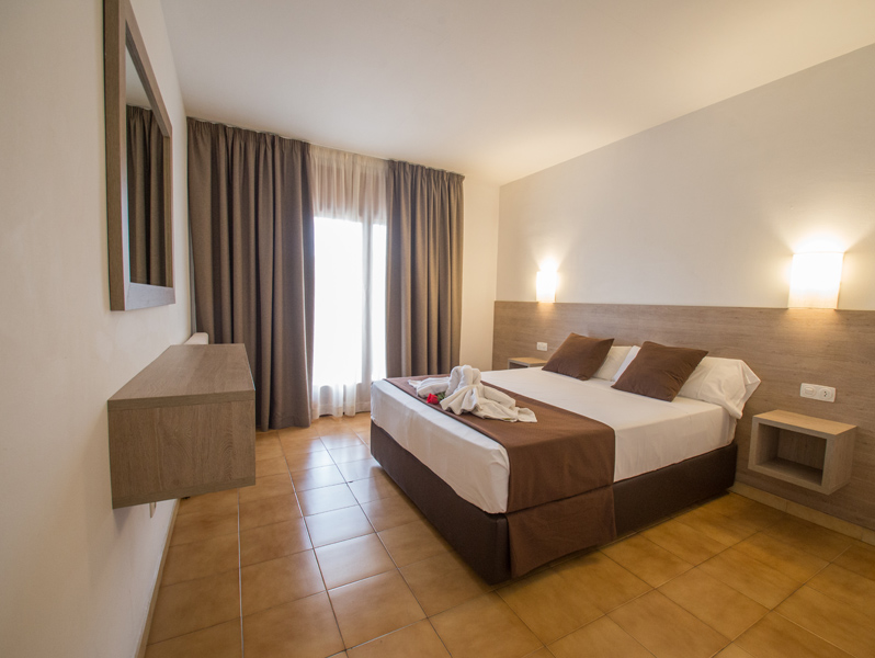 La nova taxa turística va entrar en vigor ahir. (Foto: Grup Costa Brava Centre).