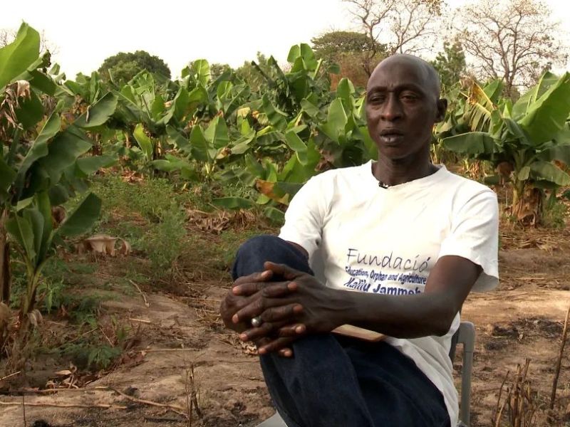 El documental narra les dificultats que va tenir Kalilu Jammeh per arribar a Catalunya des de Gàmbia. (Foto: Fundació Kalilu Jammeh).