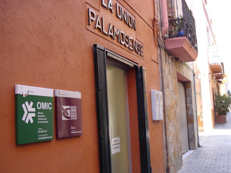El local de l'antiga Unión Palamosense, al carrer de Mauri i Vilar. (Foto: Ajuntament de Palamós).