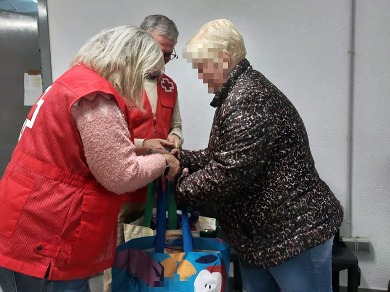 Creu Roja Palamós és una de les entitats que treballa per ajudar a persones amb dificultats. (Foto: Creu Roja Palamós).