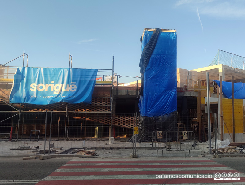 Estat de les obres del Mercat Municipal, ahir al vespre.