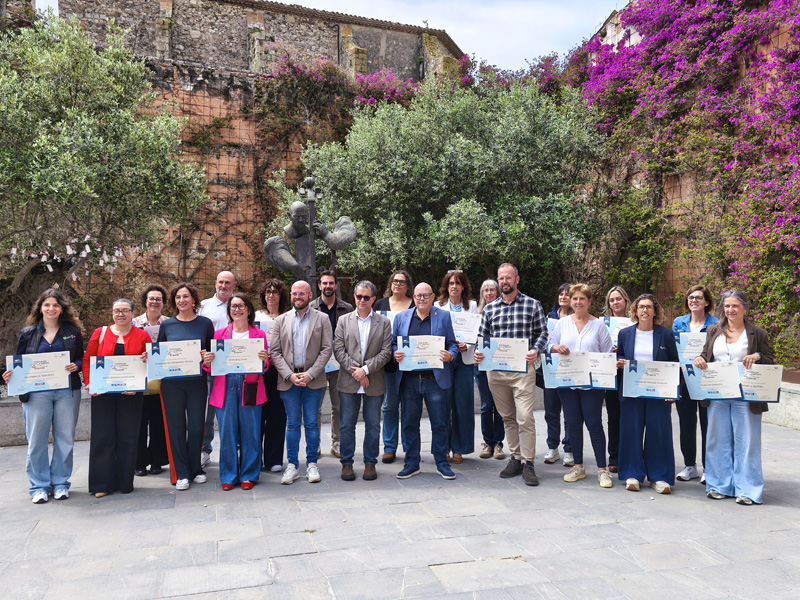 Lliurament dels segells Turisme a les empreses que aposten per un turisme inclusiu. (Foto: Consell Comarcal del Baix Empordà).