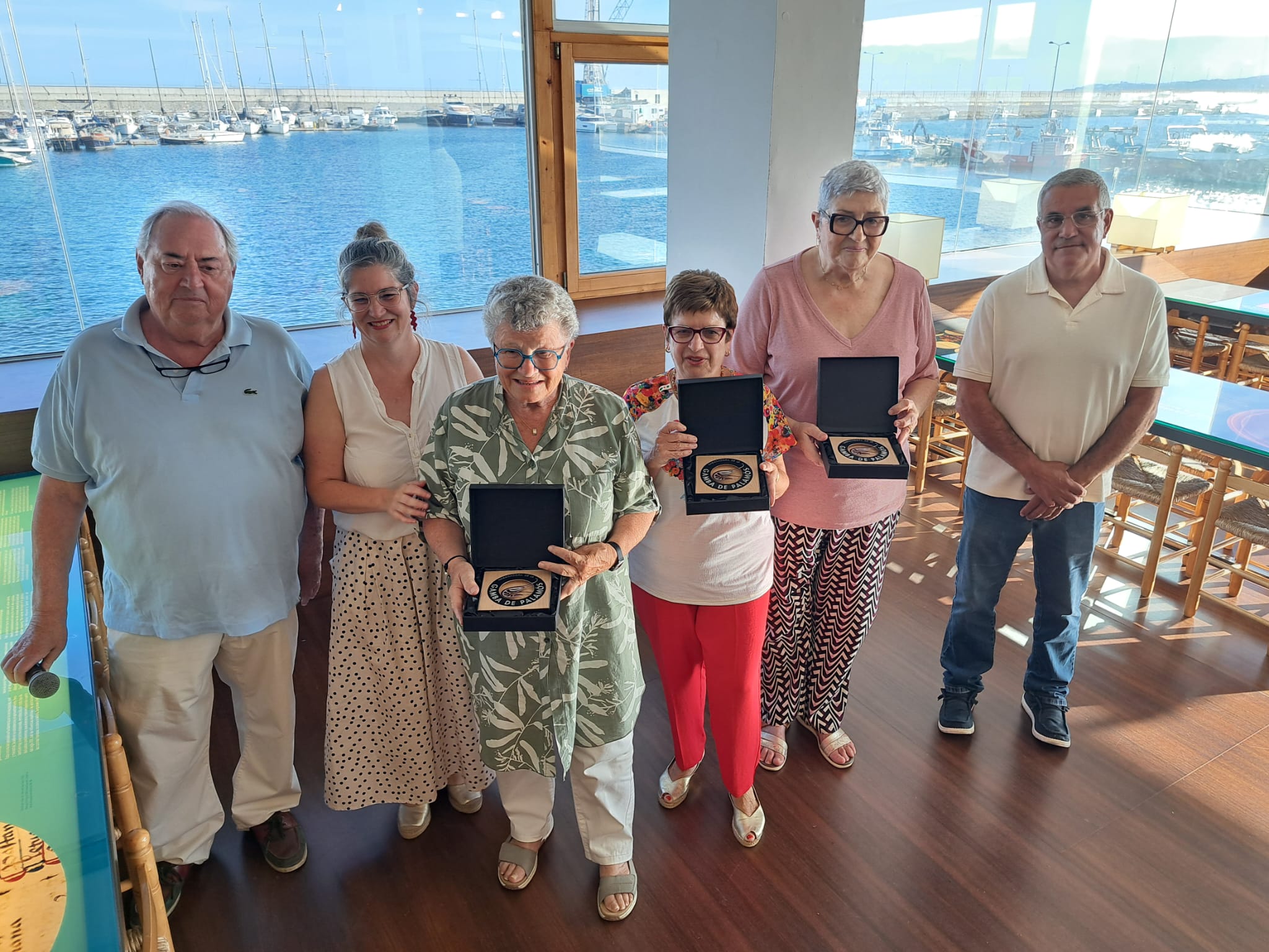 Les cuineres, Lluïsa Ferrer, Helena Juscafresa i Marina Plana, distingides amb el guardó Ambaixadora de la Gamba de Palamós 2026.