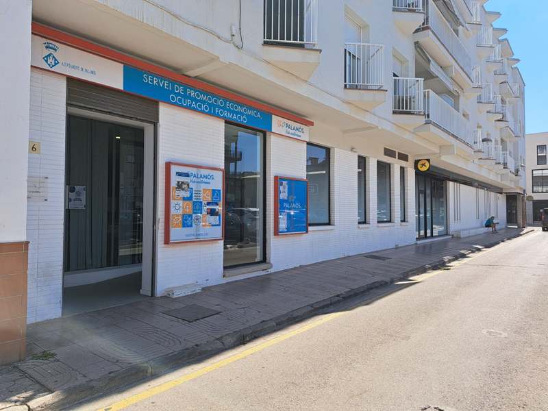 L'Ajuntament de Palamós va comprar ara fa un any el local de les oficines de Promoció Econòmica. (Foto: Ajuntament de Palamós).