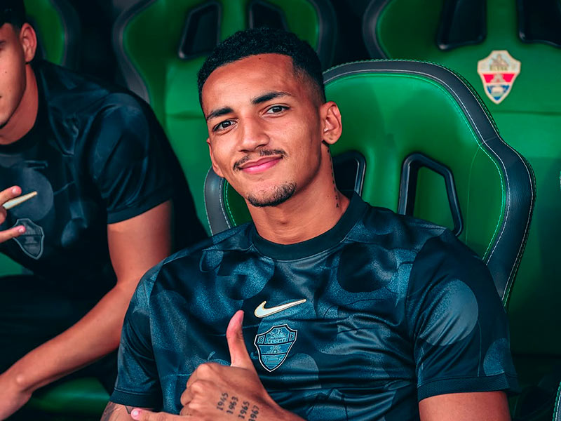 Álvaro Rodríguez jugarà amb el Bournemouth la propera temporada. (Foto: https://www.instagram.com/alvarorodrigz_/).