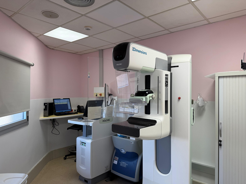 El nou mamògraf ajudarà a millorar el diagnòstic de la patologia mamària. (Foto: SSIBE).