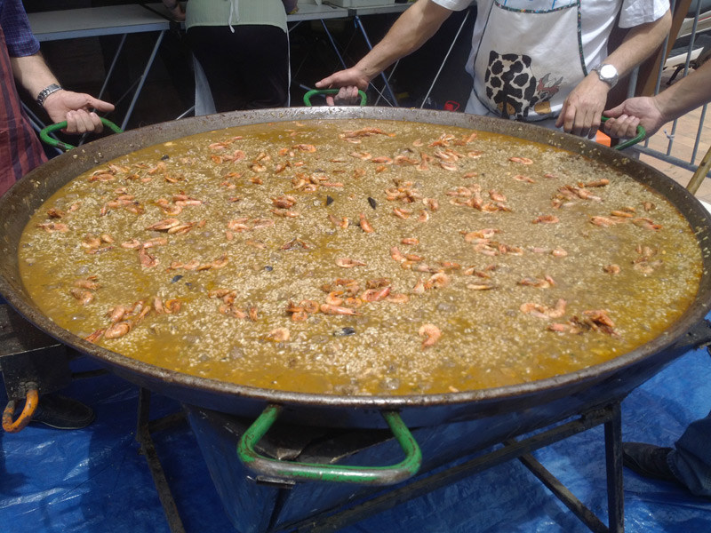 L'arrossada popular d'Oncolliga a Palamós arriba ja a la sisena edició. (Foto: Fundació Oncolliga Girona).