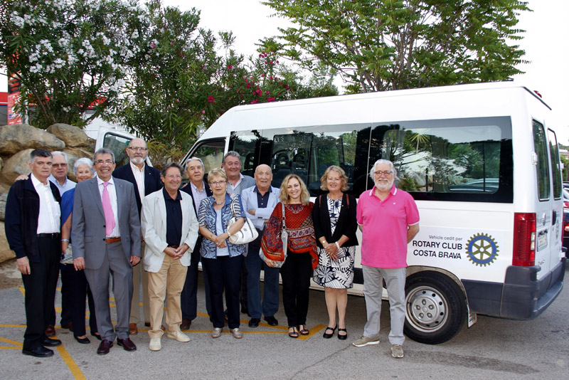 La furgoneta adquirida amb l'ajuda del Rotary. (Foto: Fundació Vimar).