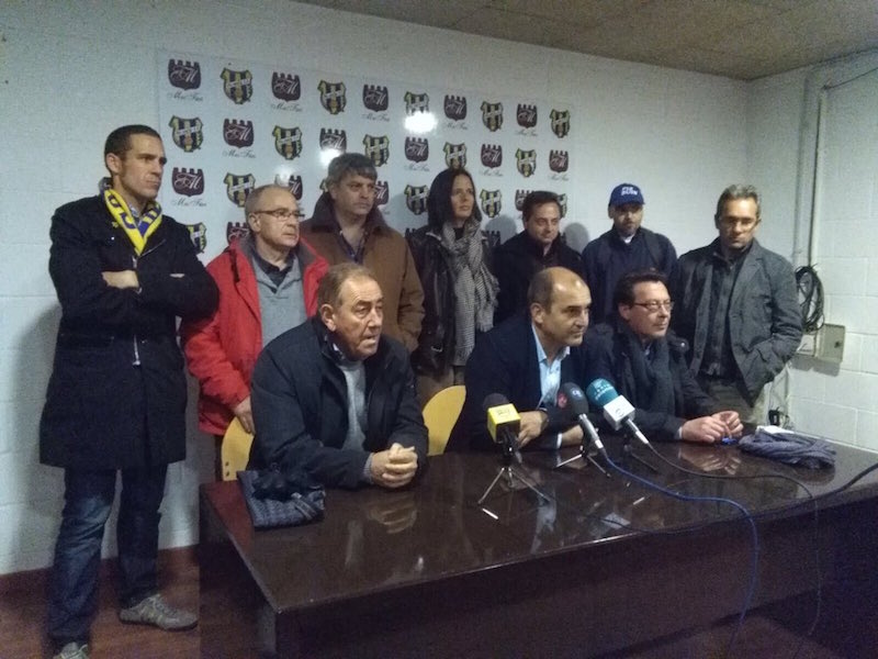 Joan Pau Pérez, al centre de la foto, serà el president del Palamós CF els propers sis anys.