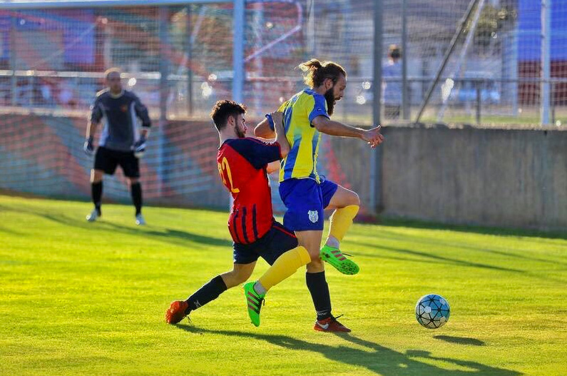 Marc Serramitja, en una imatge d'arxiu, ha fet el primer gol del partit d'avui pel Palamós CF.