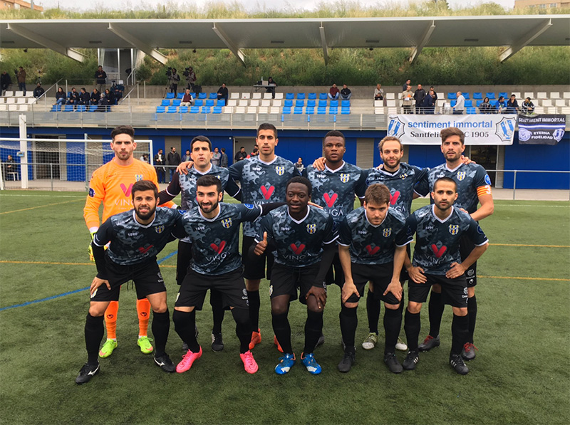 El Palamós ha perdut avui en la seva visita al camp del Santfeliuenc. (Foto: Santfeliuenc FC).