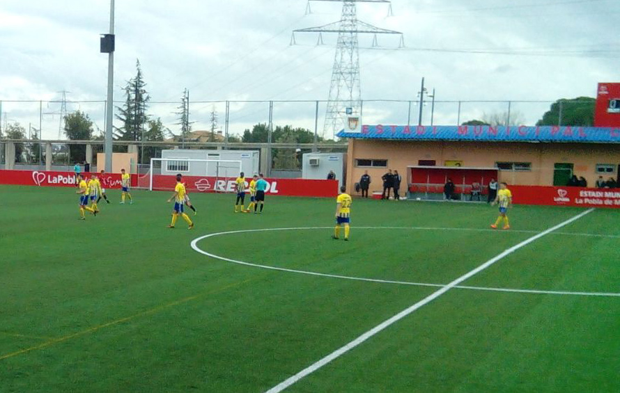 El Palamós CF s'emporta 1 punt en la seva visita a la Pobla de Mafumet (Foto: Javi Bujer)