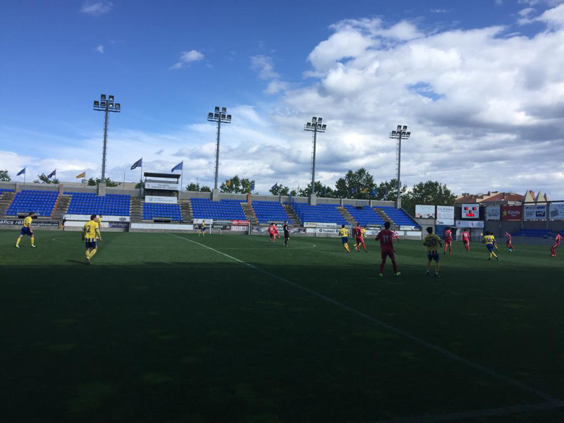 El Palamós no ha pogut sumar cap punt en el darrer partit de la temporada a casa (Foto: Ramon Ribas).